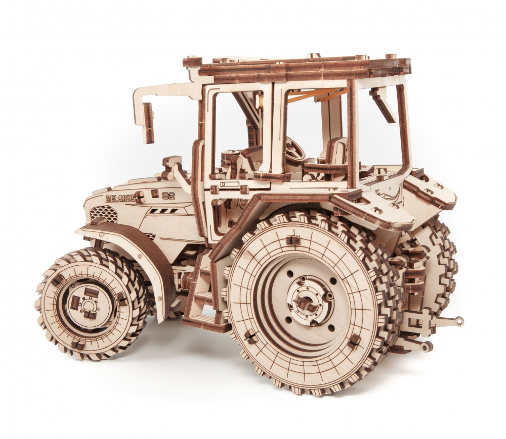 Конструктор деревянный 3D EWA Трактор Беларус 82