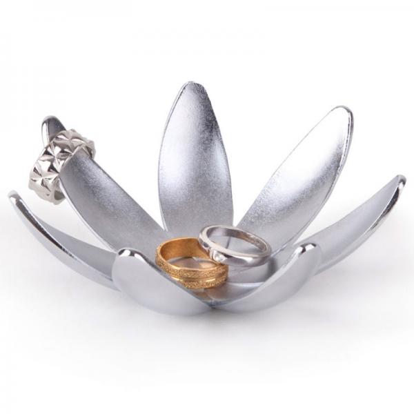 Подставка для колец Magnolia