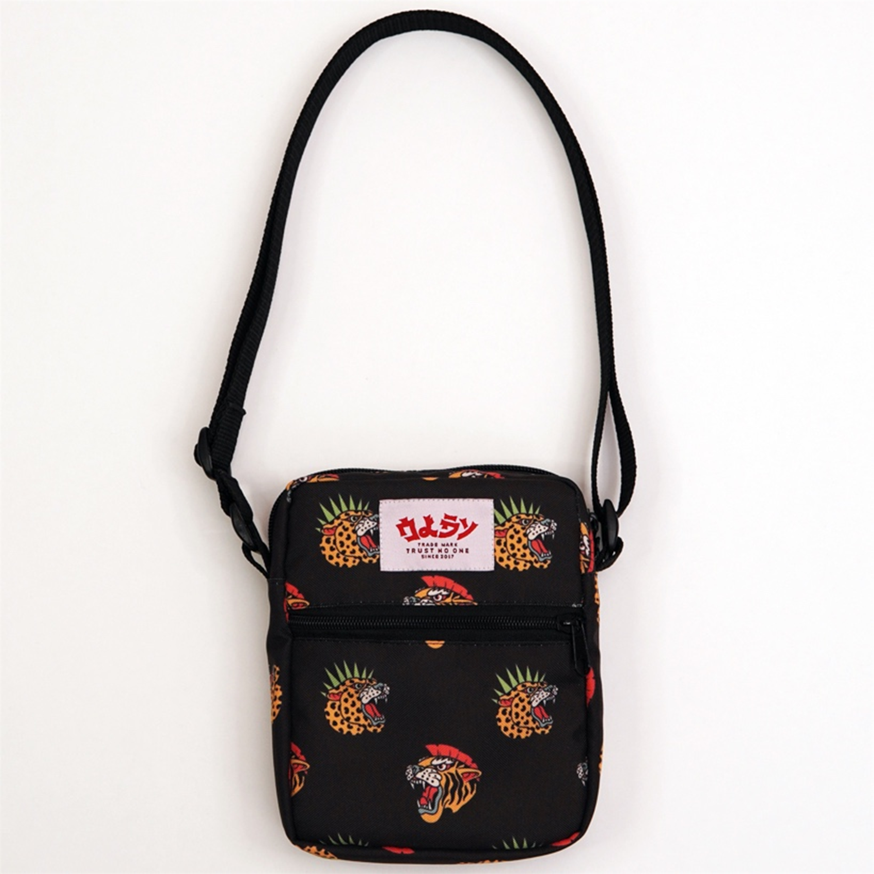 Сумка-мессенджер Oldy (черный, тигр)