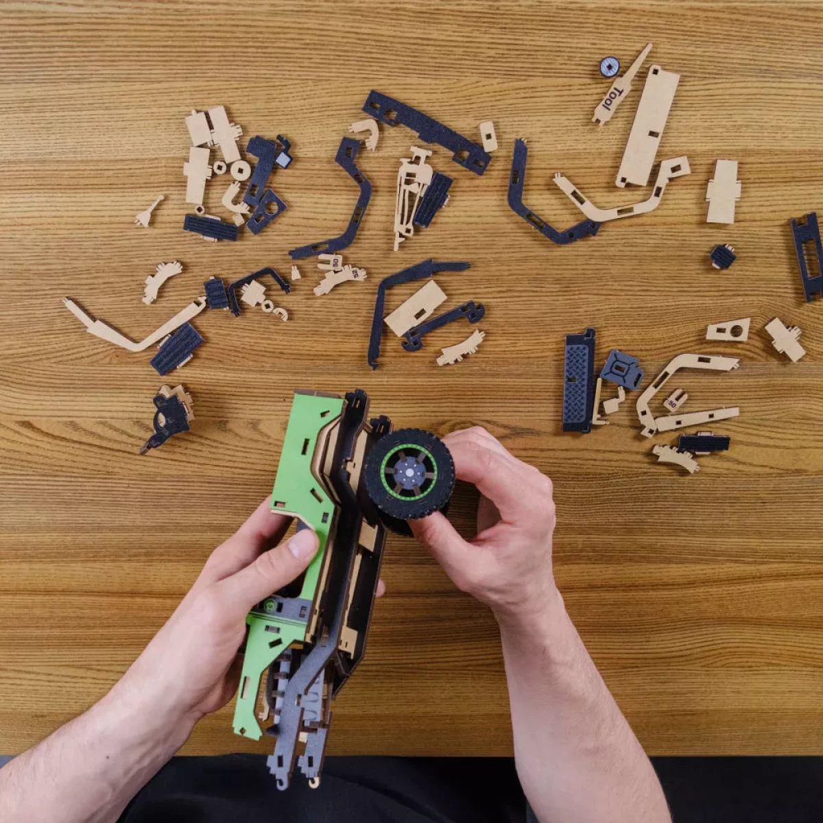 Конструктор Маверик Зеленый 265 деталей