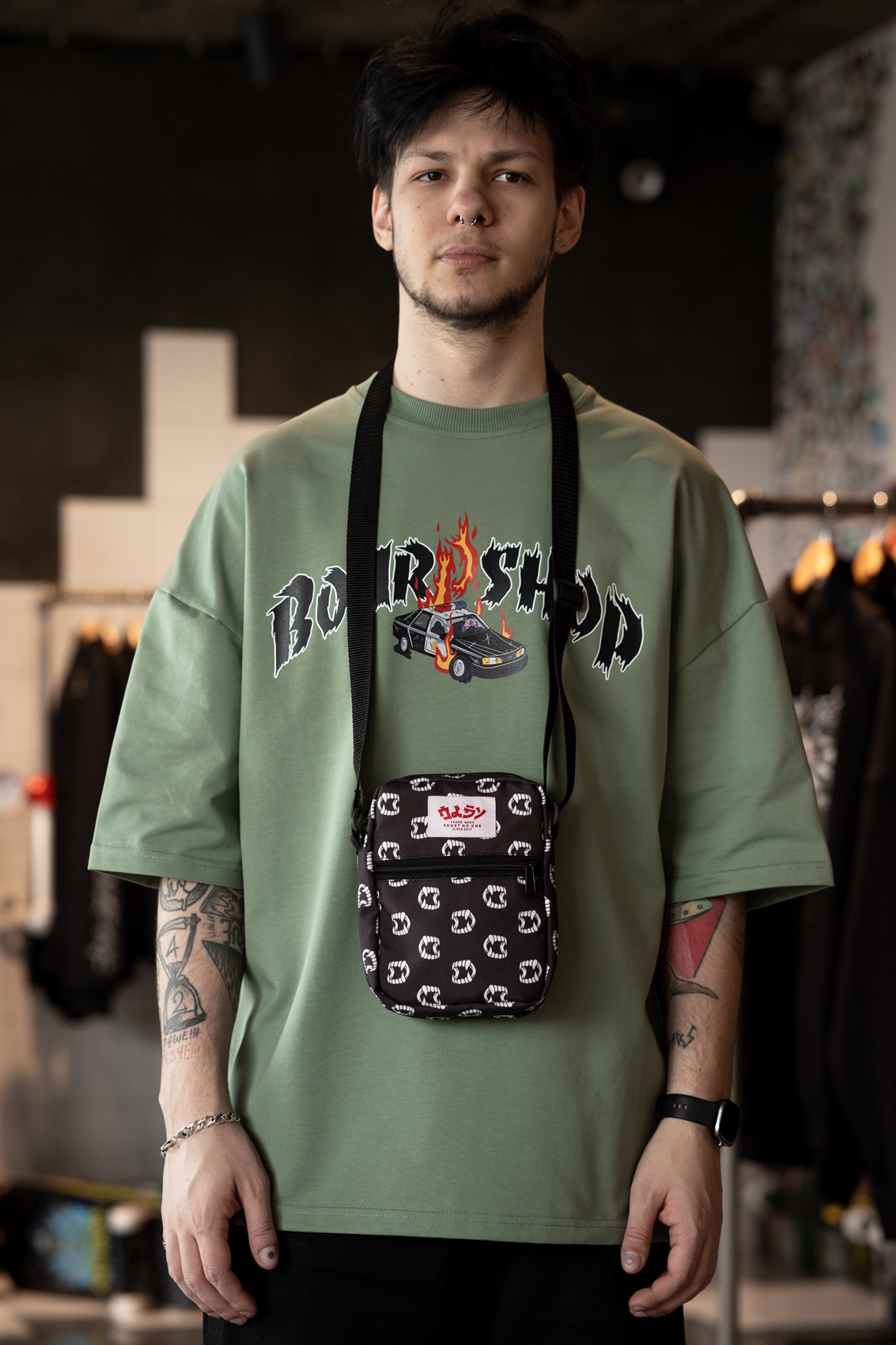 Сумка-мессенджер Oldy (черный,челюсти)