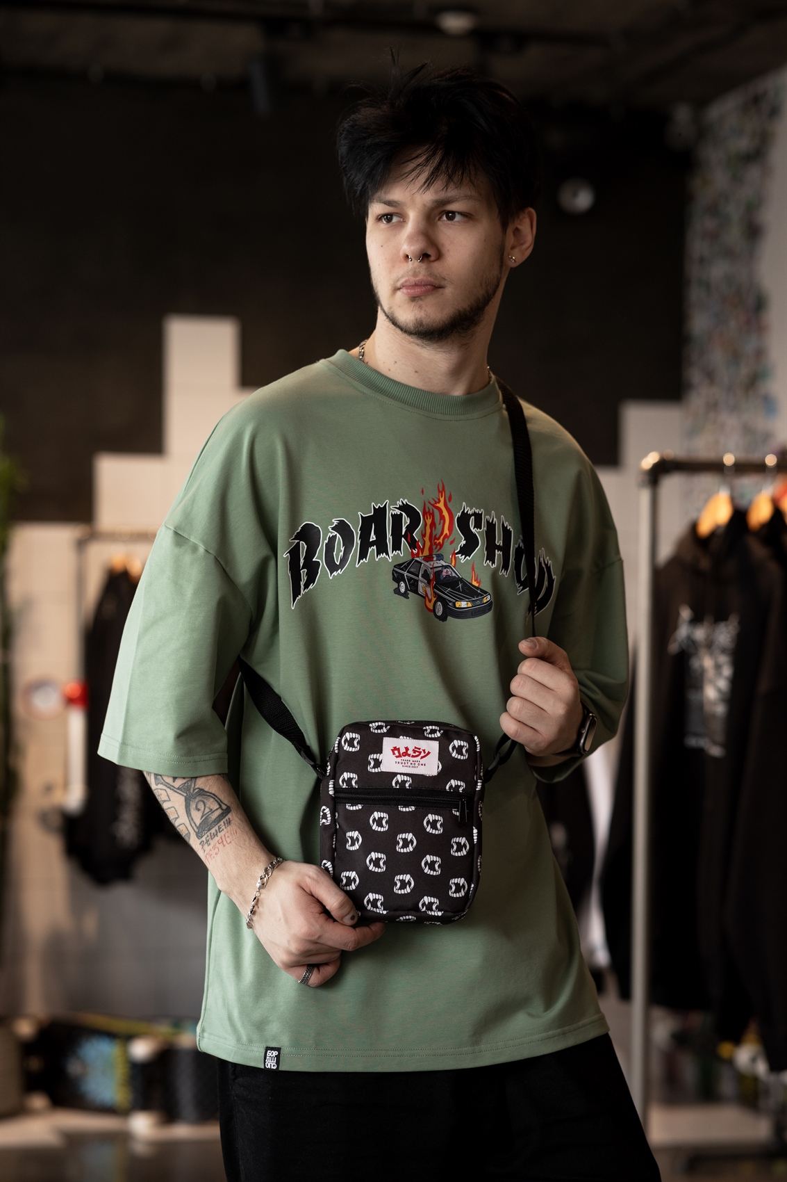 Сумка-мессенджер Oldy (черный,челюсти)