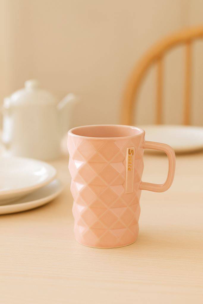 Кружка керамическая Simple Geometry (peach color)