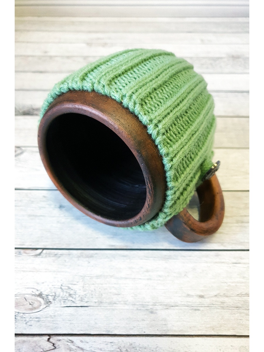 Вязаная кружка с ручкой Зелёное яблоко