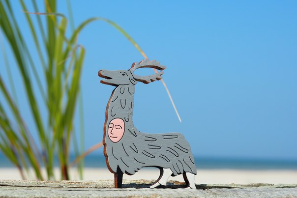 Брошь Человек-олень