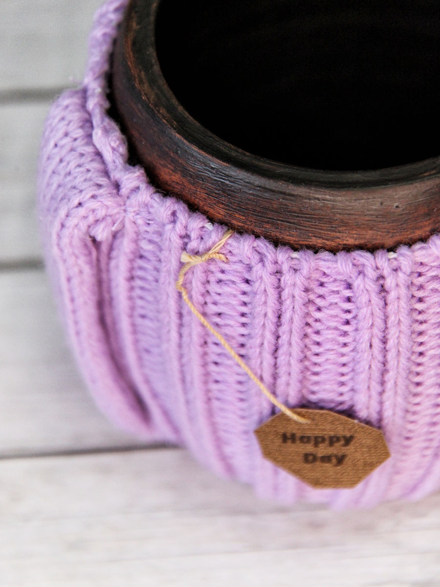 Вязаная кружка Сирень