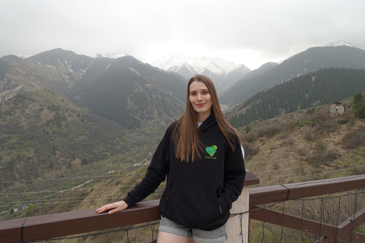 Худи Povolzhye Heart Вышивка (черный)