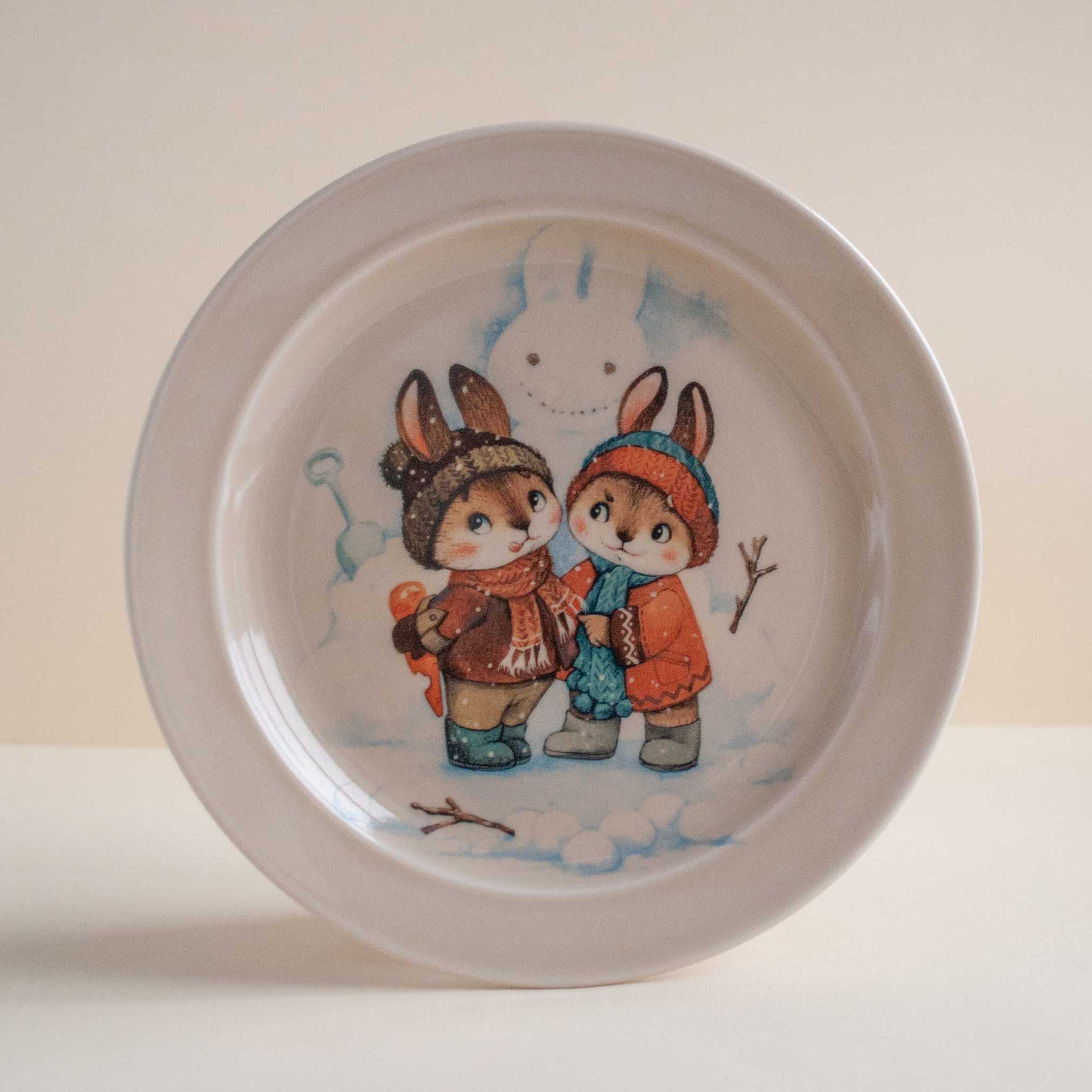 Тарелка Зайки у снеговика, 24 см.