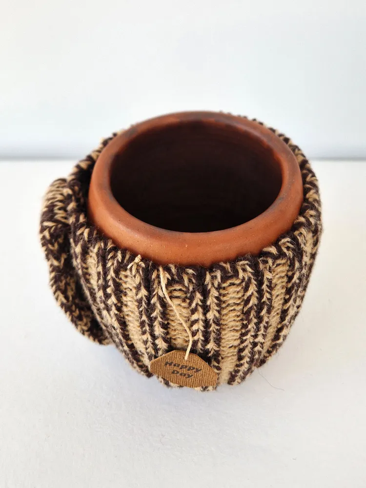 Вязаная кружка с ручкой Гляссе