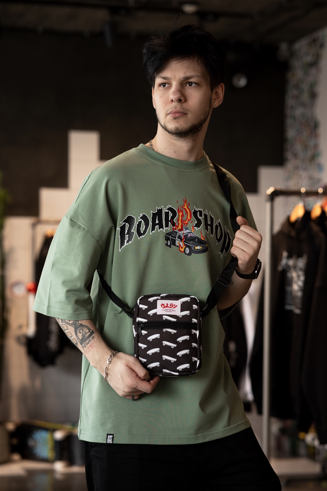 Сумка-мессенджер Oldy (черный, скейт)