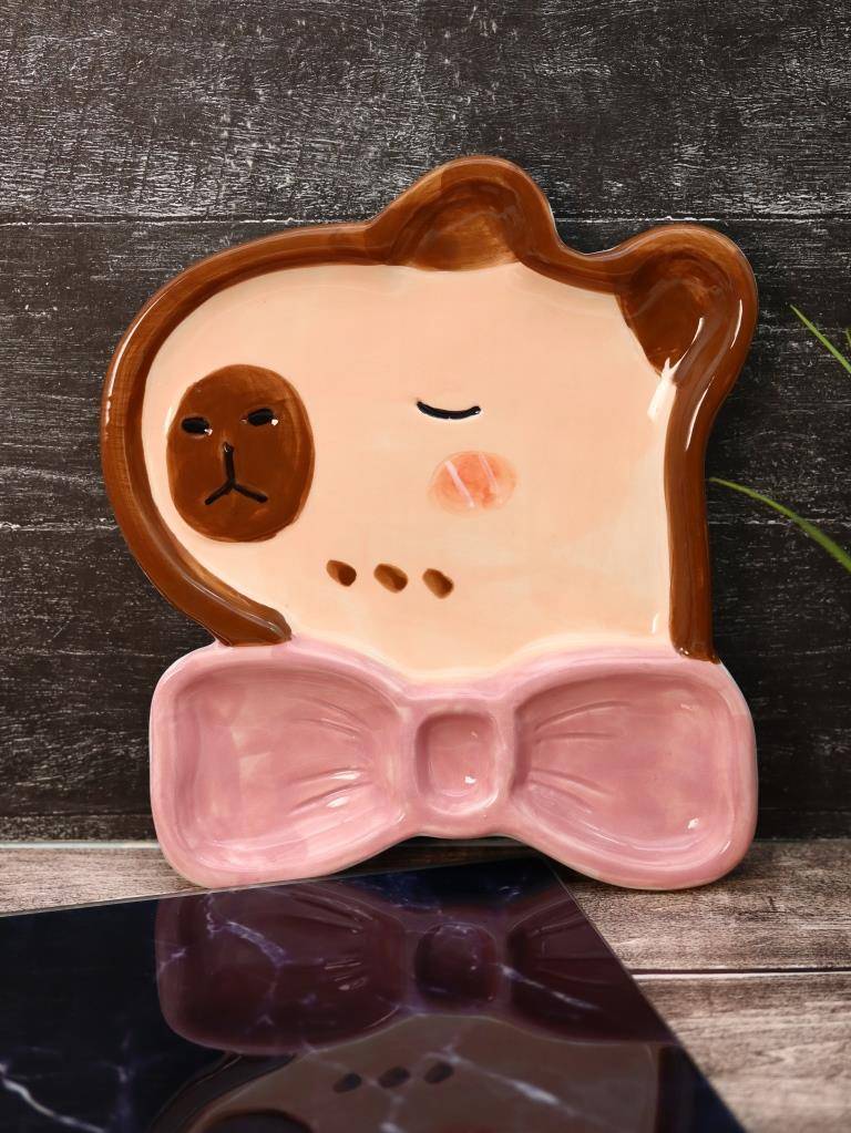 Тарелка керамическая Capybara bow tie