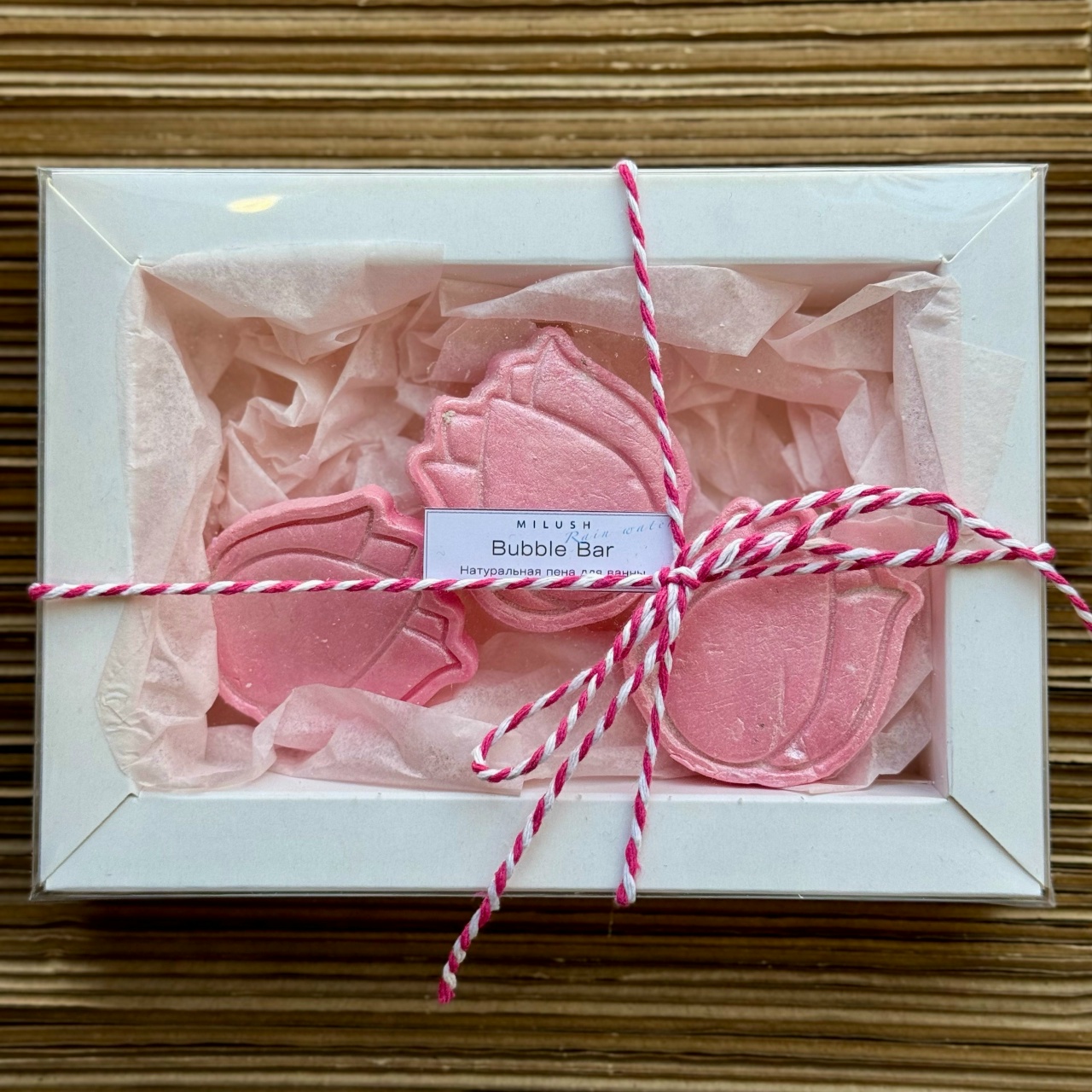 Твердая пена для ванны Milush (набор тюльпанов)