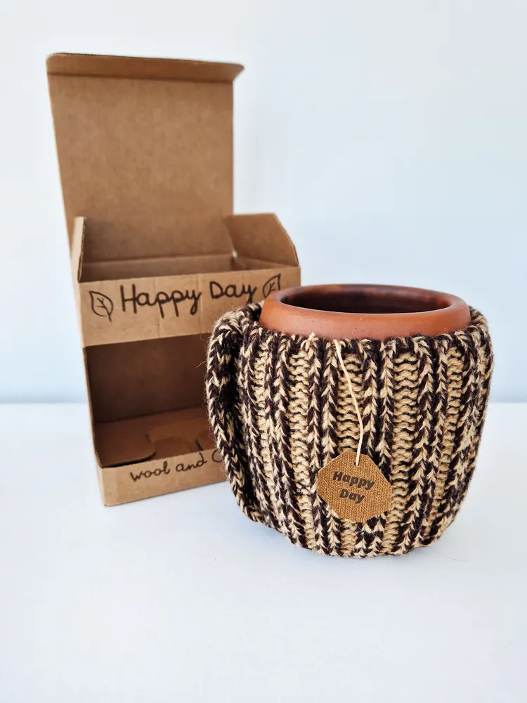 Вязаная кружка с ручкой Гляссе