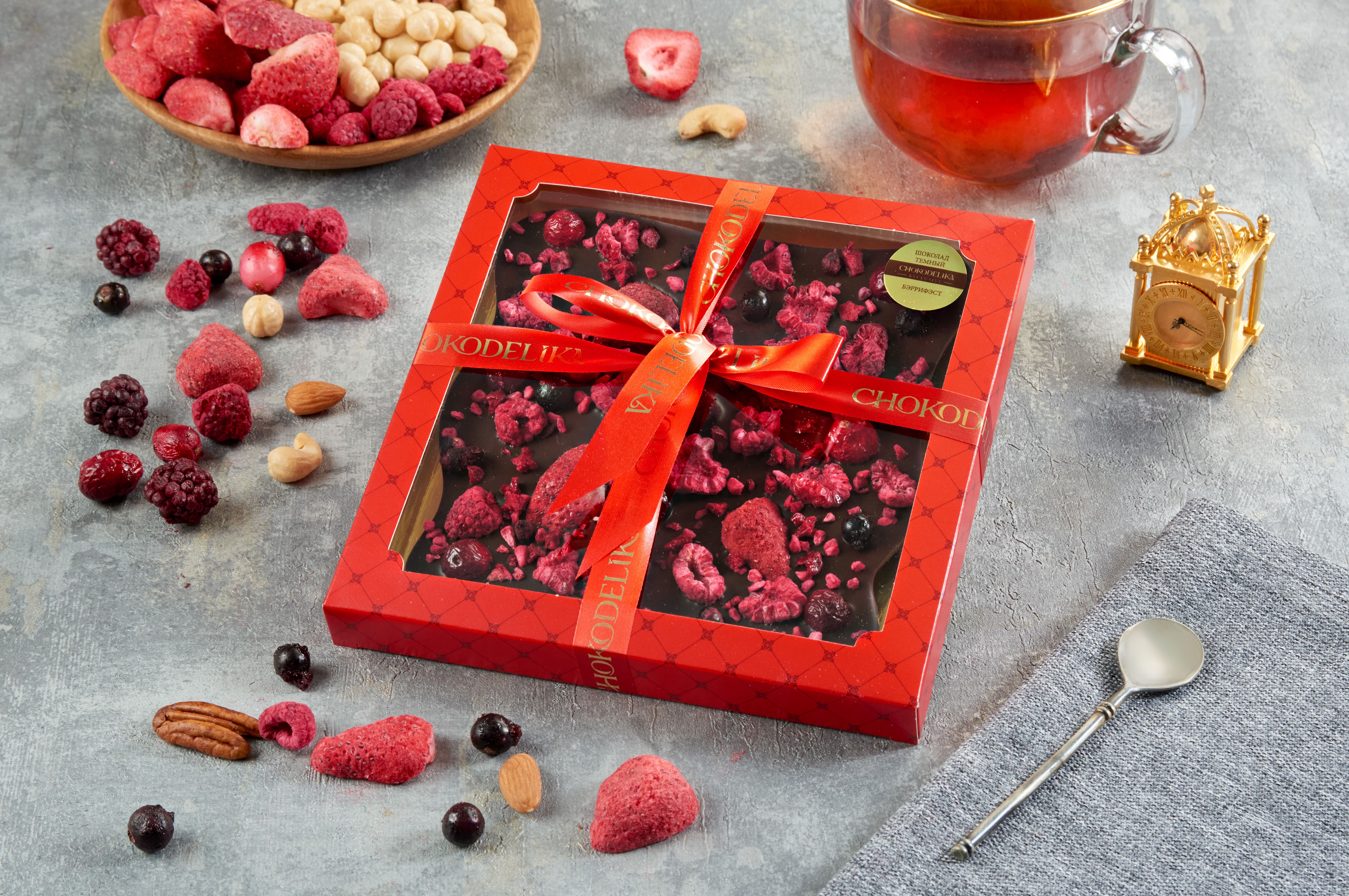 Шоколад темный с украшением Бэррифэст, 150 г