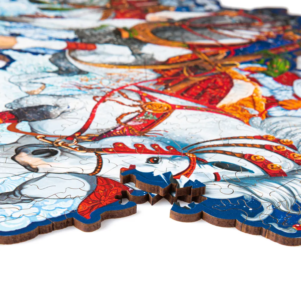 Деревянный пазл Тройка 37х27 см, 199 деталей