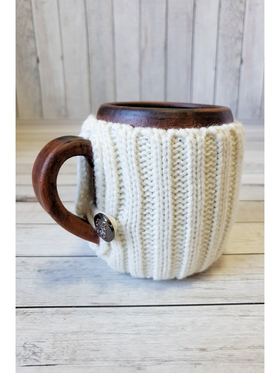 Вязаная кружка с ручкой Молочная
