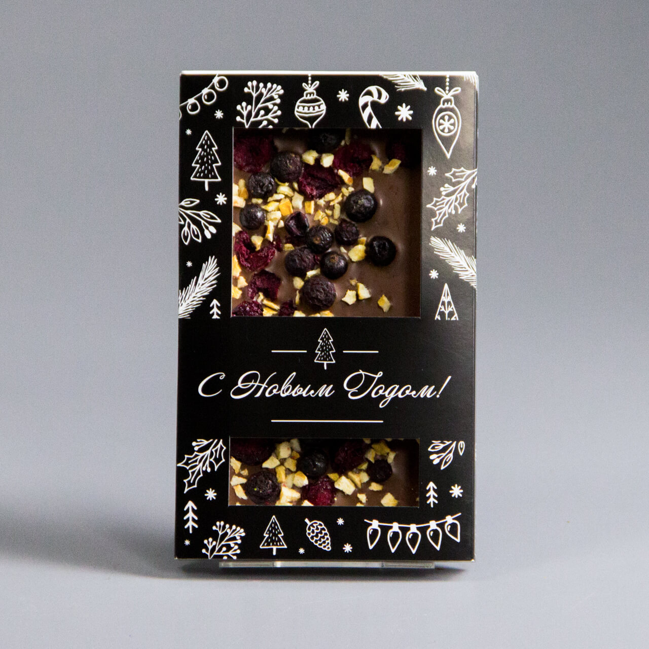 Молочный шоколад с вишней, смородиной и абрикосом, НГ13