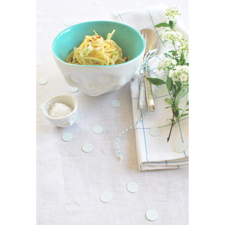 Чаша Tassen Grinning (белая-фисташковая) 500 мл