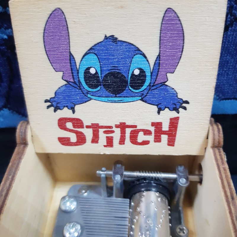 Музыкальная шкатулка Любознательный Стич, крафтовая (72688)