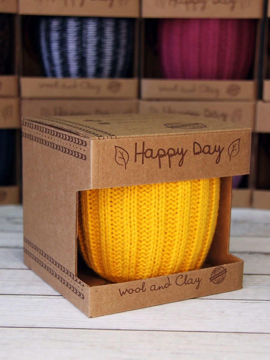 Вязаная кружка с ручкой Раф