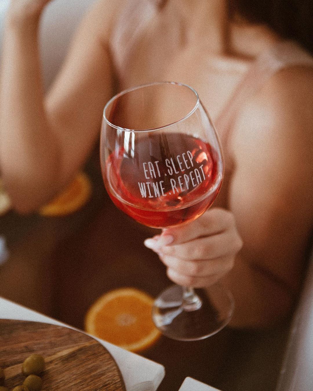 Бокал Eat.Sleep.Wine Repeat