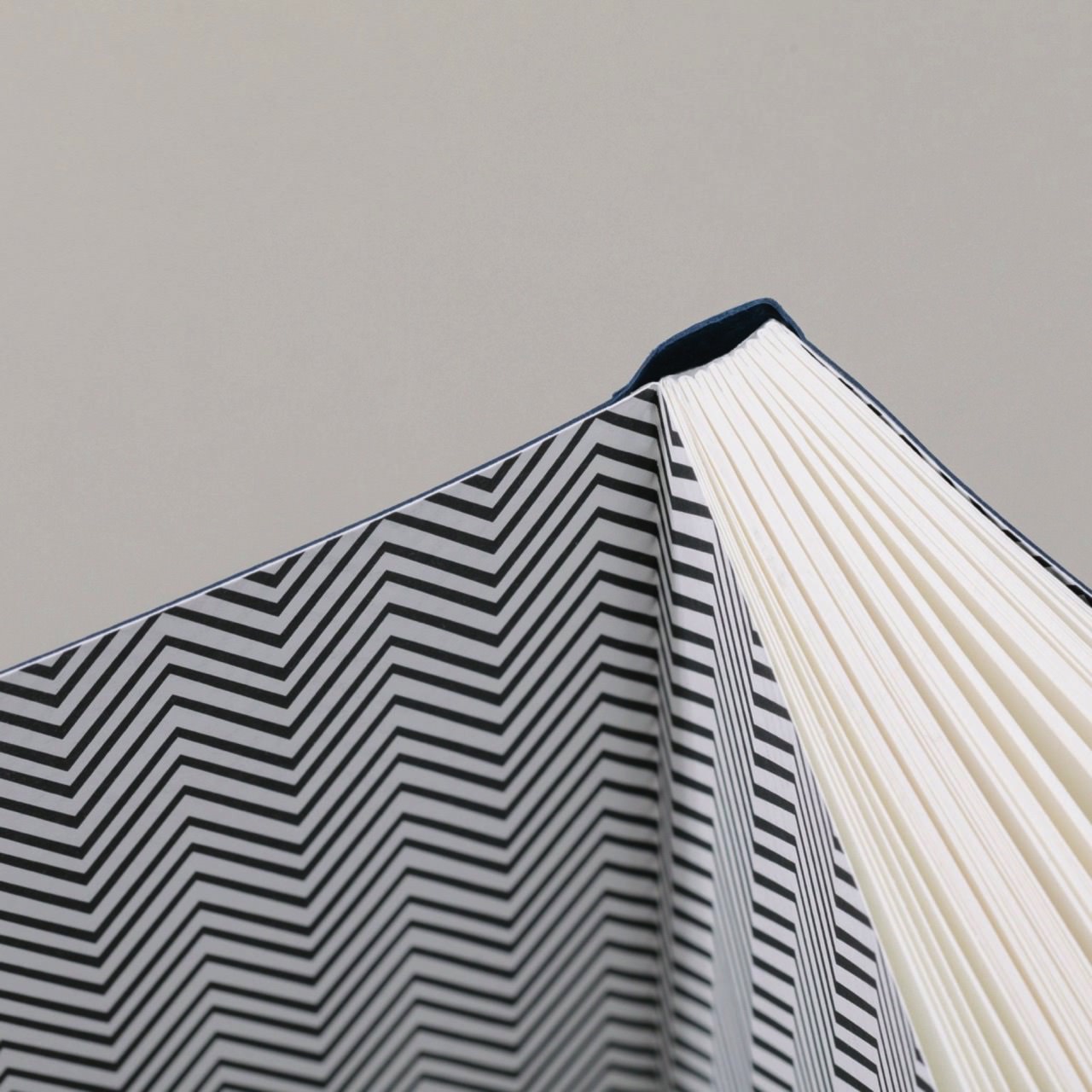 Блокнот А5 Black (в точку)