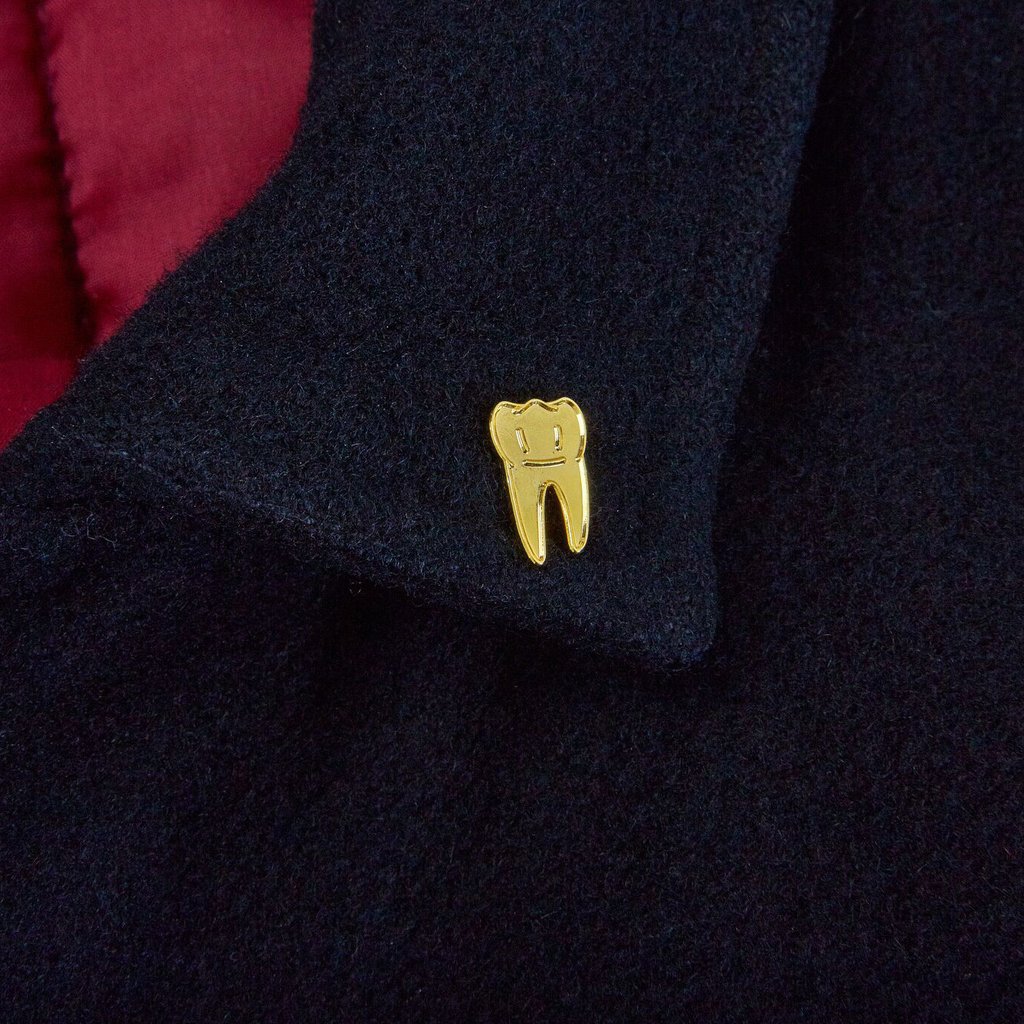 Значок PinPinPin Зуб