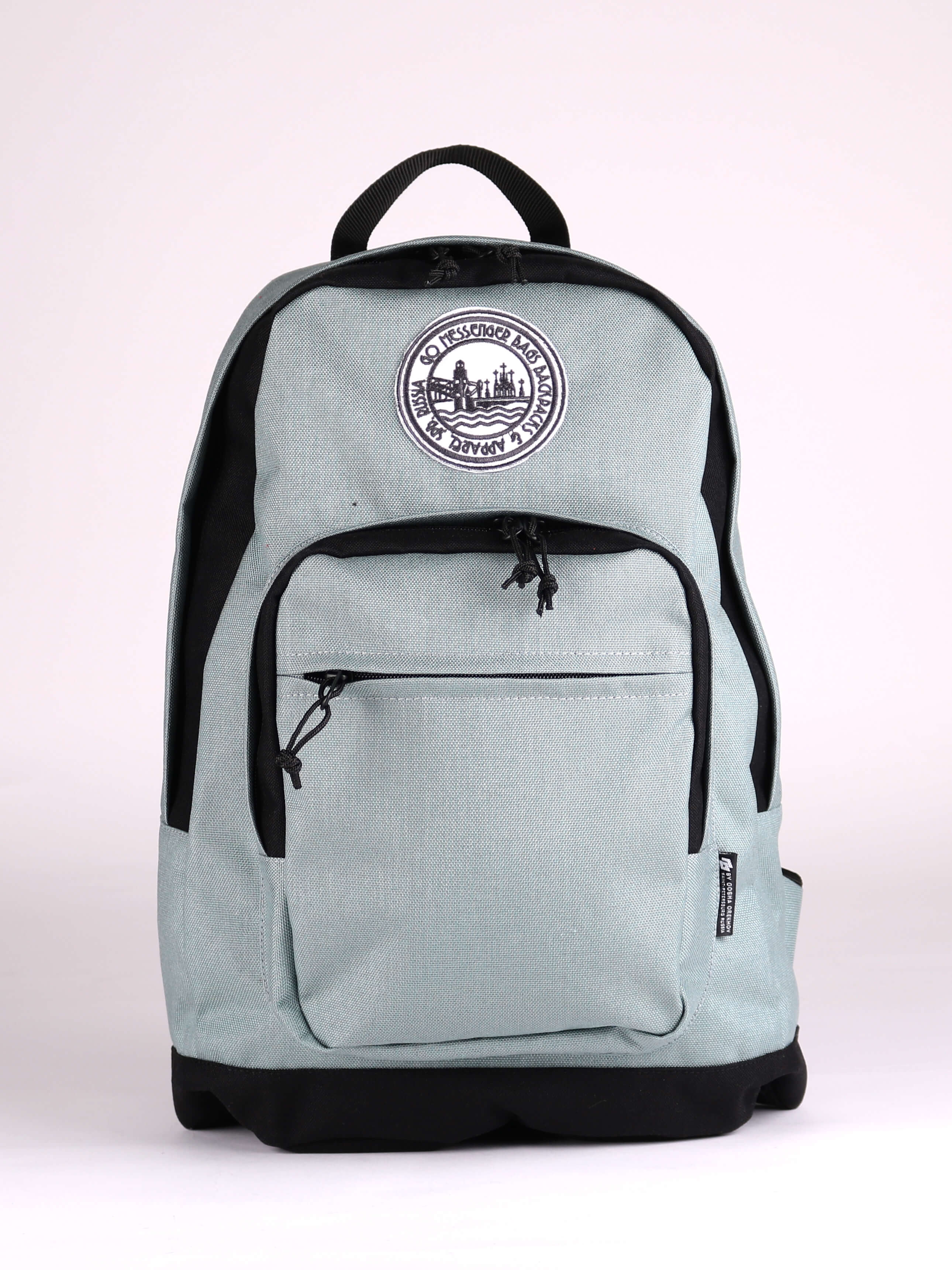 Рюкзак Daypack SQRD серый талый снег, черный