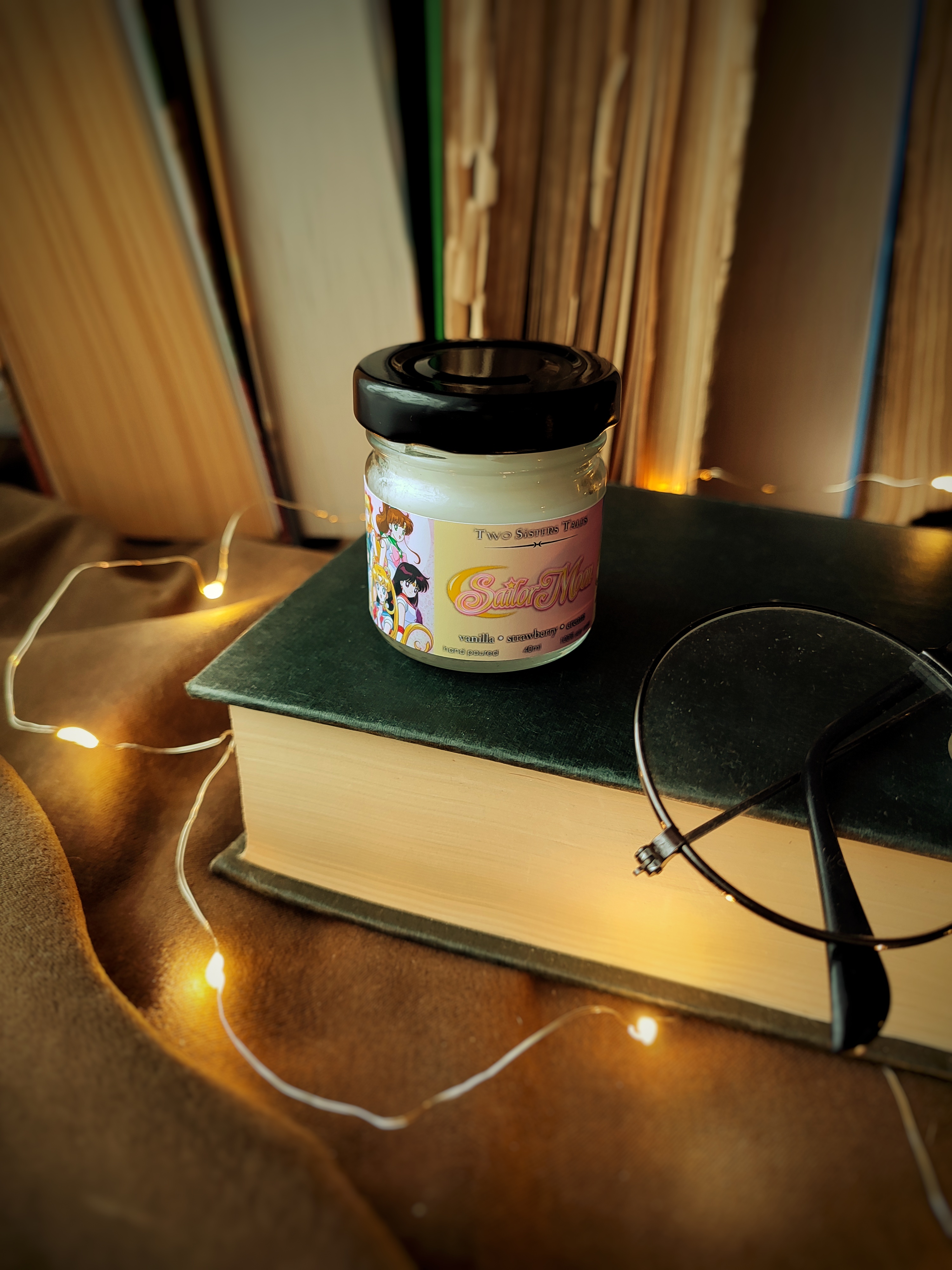 Ароматическая свеча TST Сэйлор Мун, 40 мл.