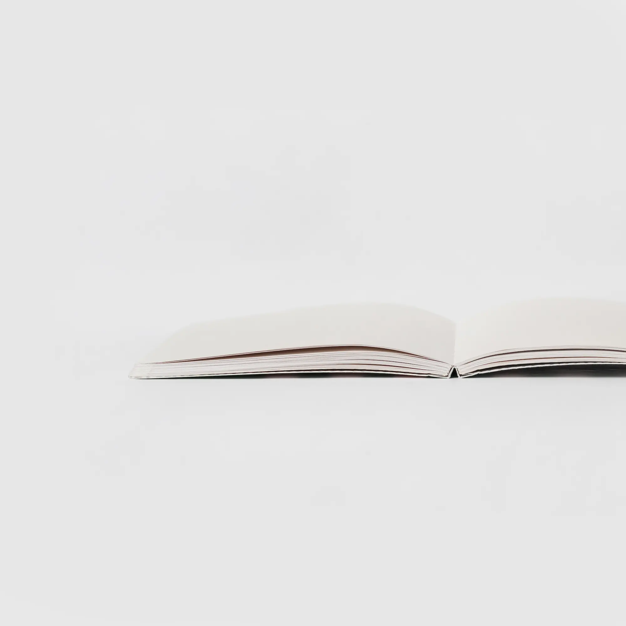 Блокнот А5 Unique tomato (в точку)