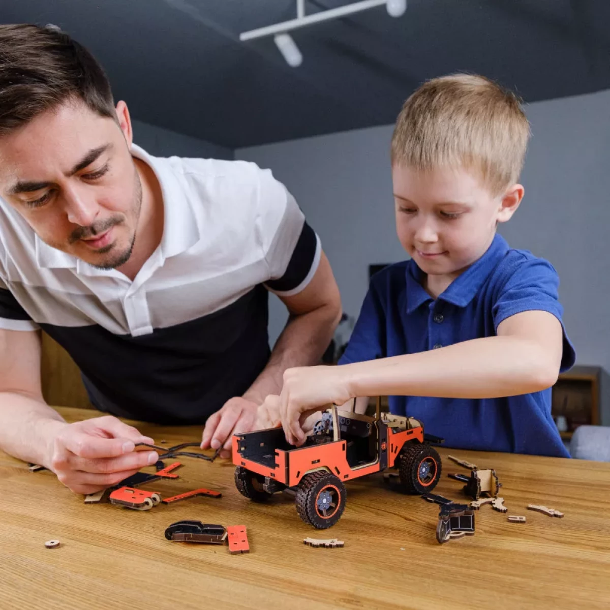 Конструктор Маверик Оранжевый 265 деталей