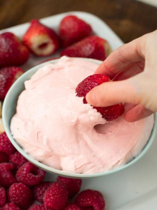 Кремовый зефир Marshmallow fluff клубника 213 гр