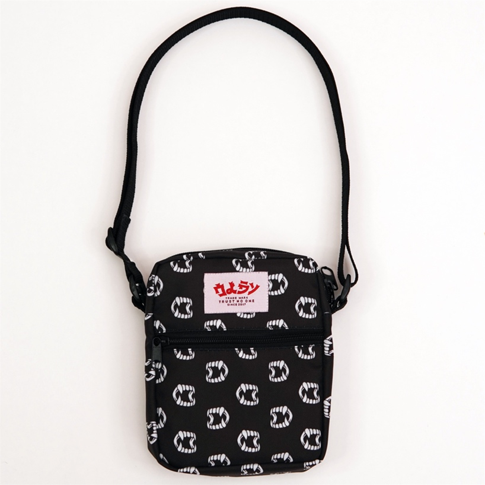 Сумка-мессенджер Oldy (черный,челюсти)