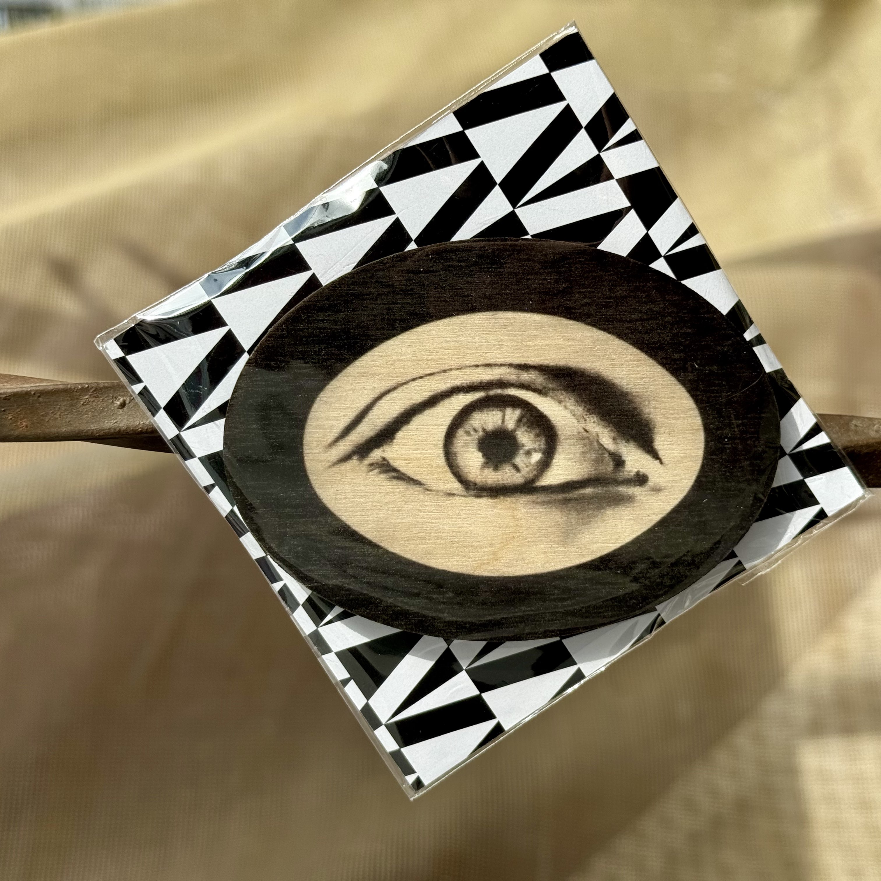 Магнит Родченко. Глаз