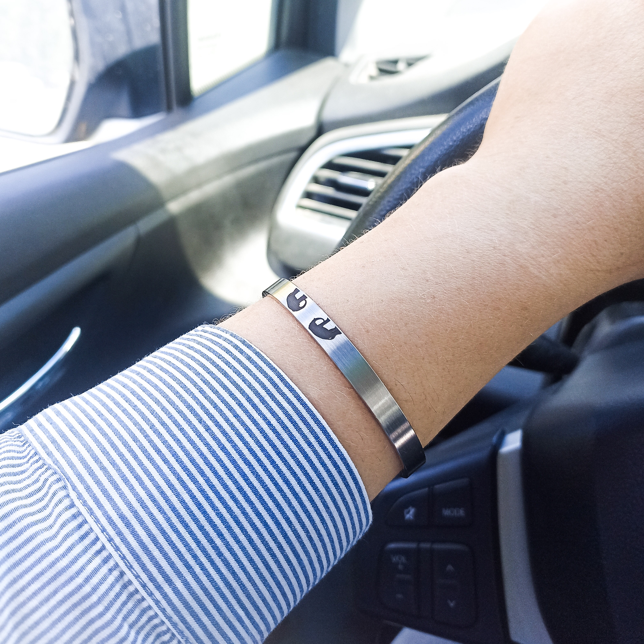 Браслет стальной Слоны