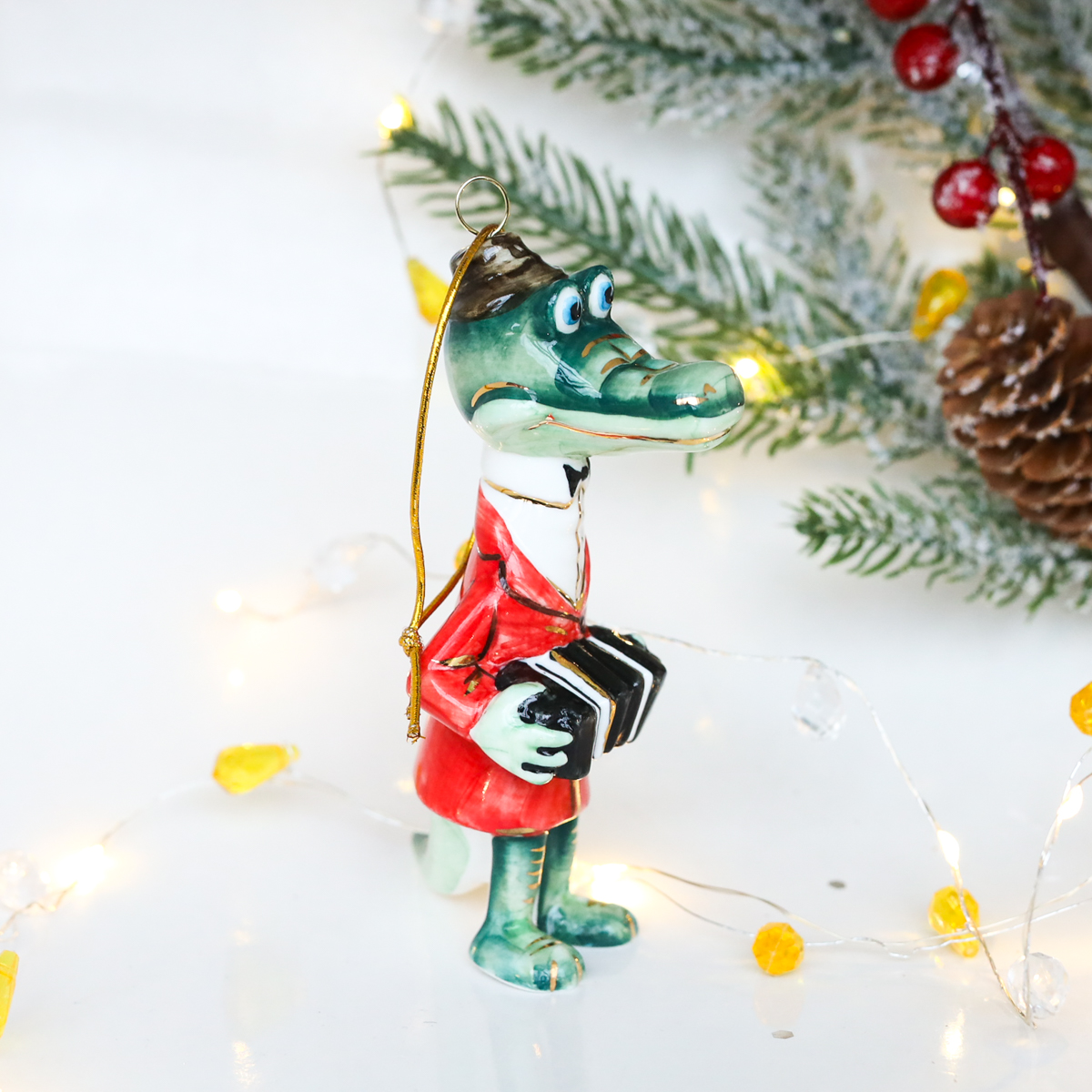 Елочная игрушка Крокодил Гена