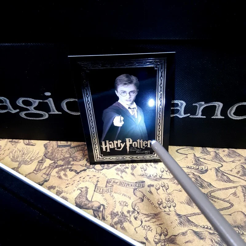 Волшебная палочка Гарри Поттера с фонариком и батарейкой 11939