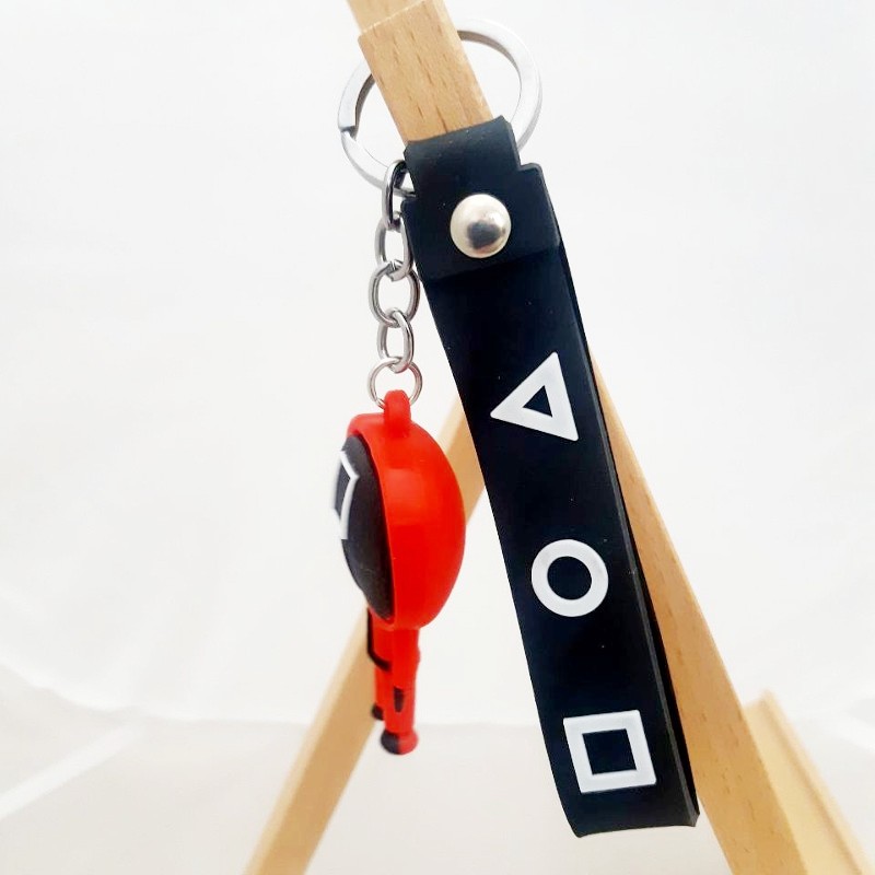 Брелок объемный Игра в кальмара. Наблюдатель (53762)