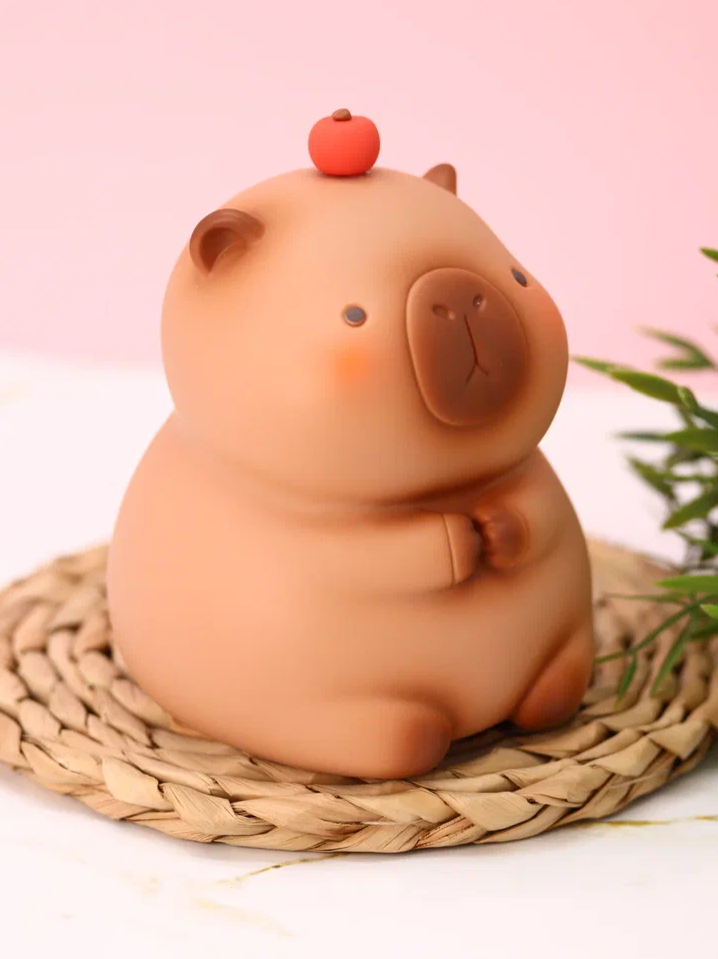 Копилка Capybara with apple
