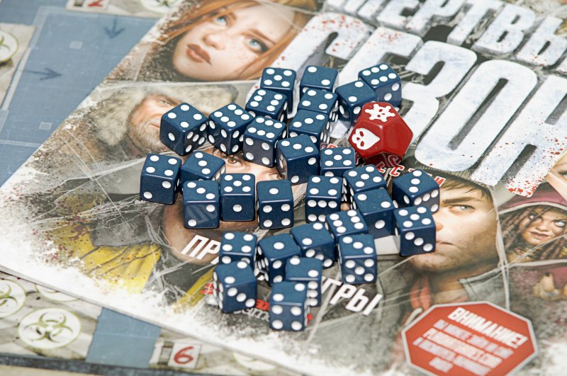 Настольная игра Мертвый сезон. Перекрестки