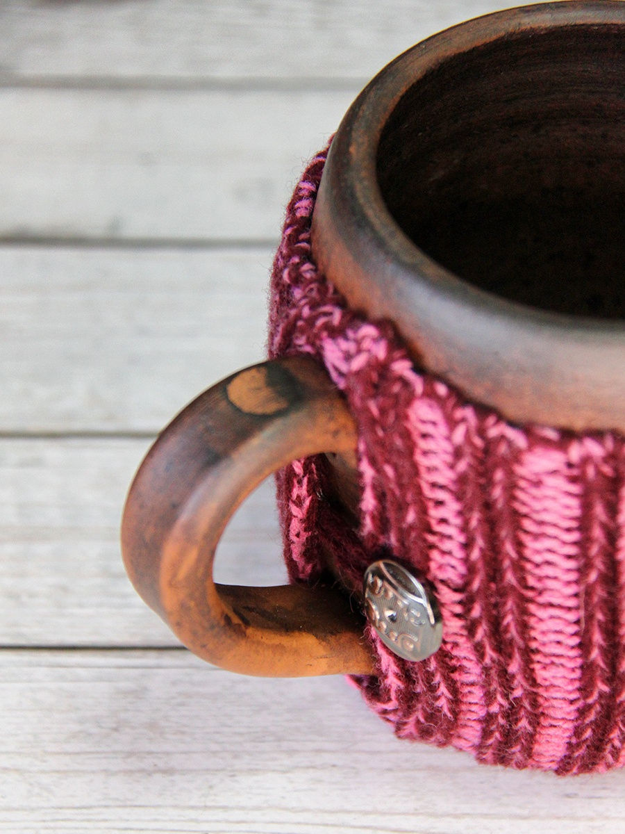 Вязаная кружка с ручкой Смузи