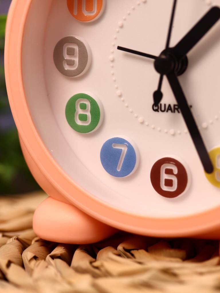 Часы-будильник Rainbow rabbit (pink)