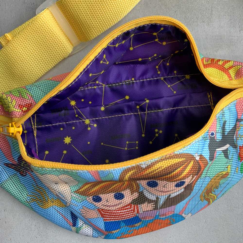 Сумка на пояс Friend Function Мир вокруг нас