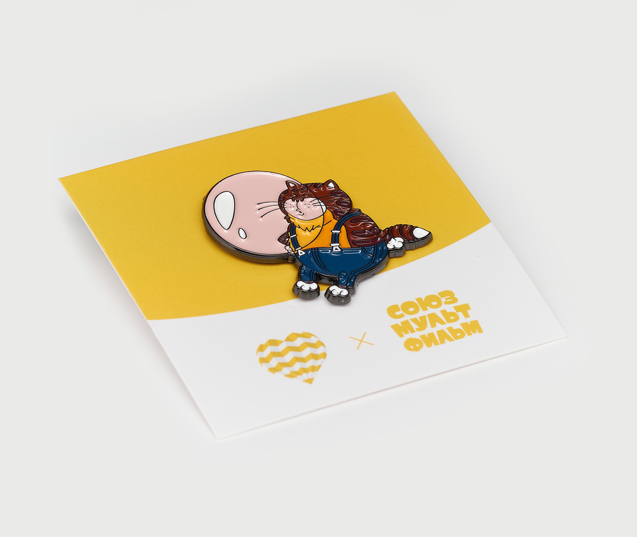 Значок PinPinPin СМФ Бубльгум