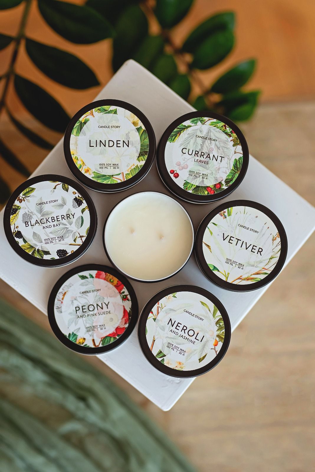 Ароматическая свеча Botanicus Листья смородины, 100 мл.