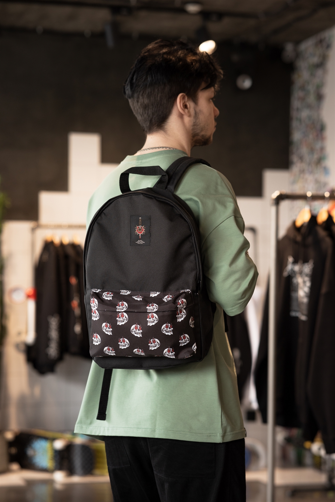 Рюкзак Oldy карман (черный, горящий череп)