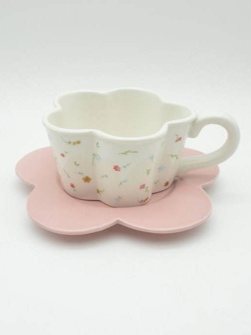 Кружка керамическая с блюдцем Cozy dishes (white)