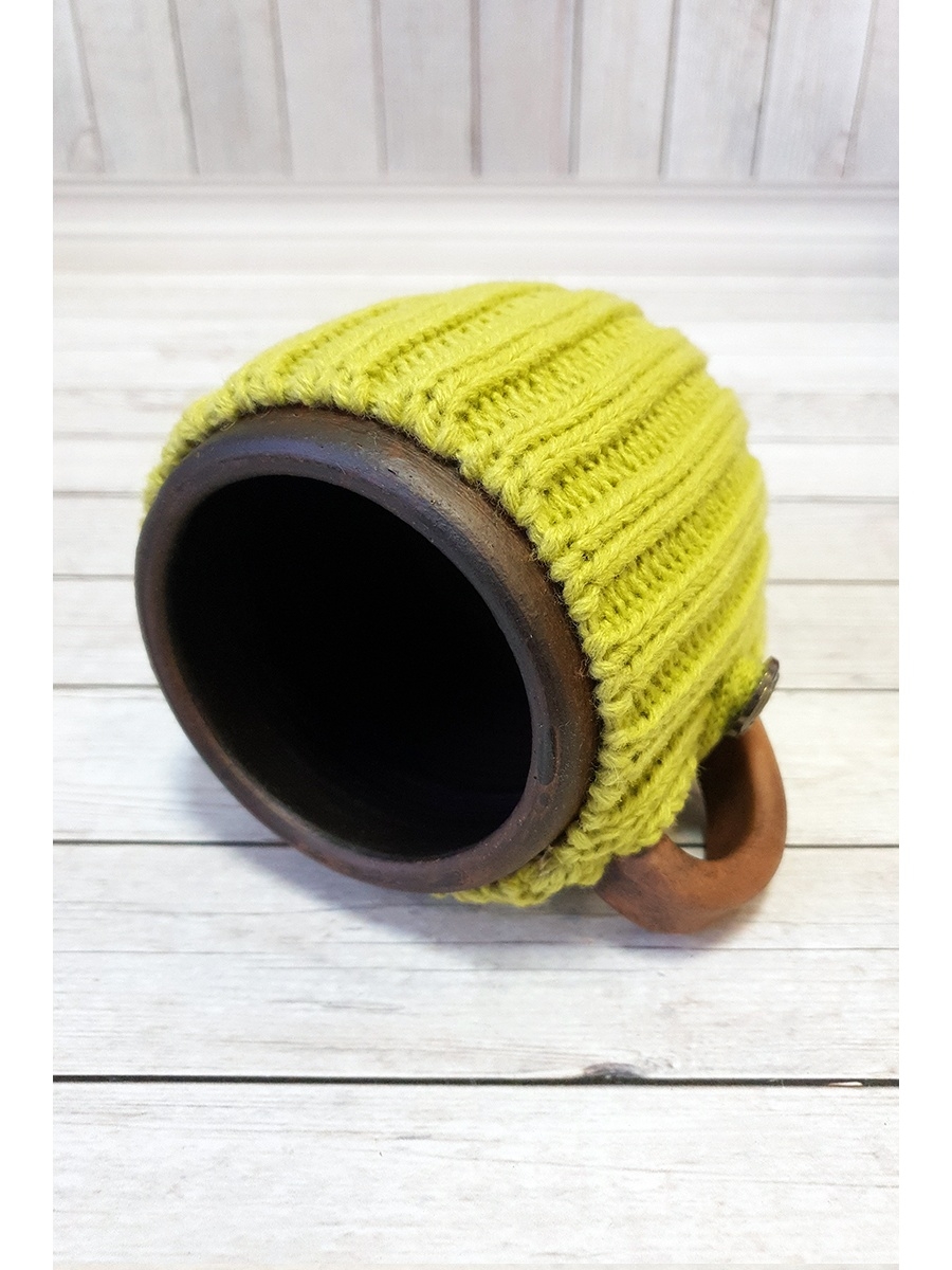 Вязаная кружка с ручкой Липа