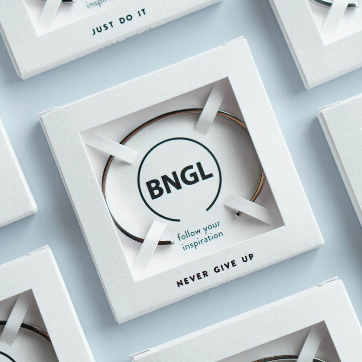 Браслет Never Give Up