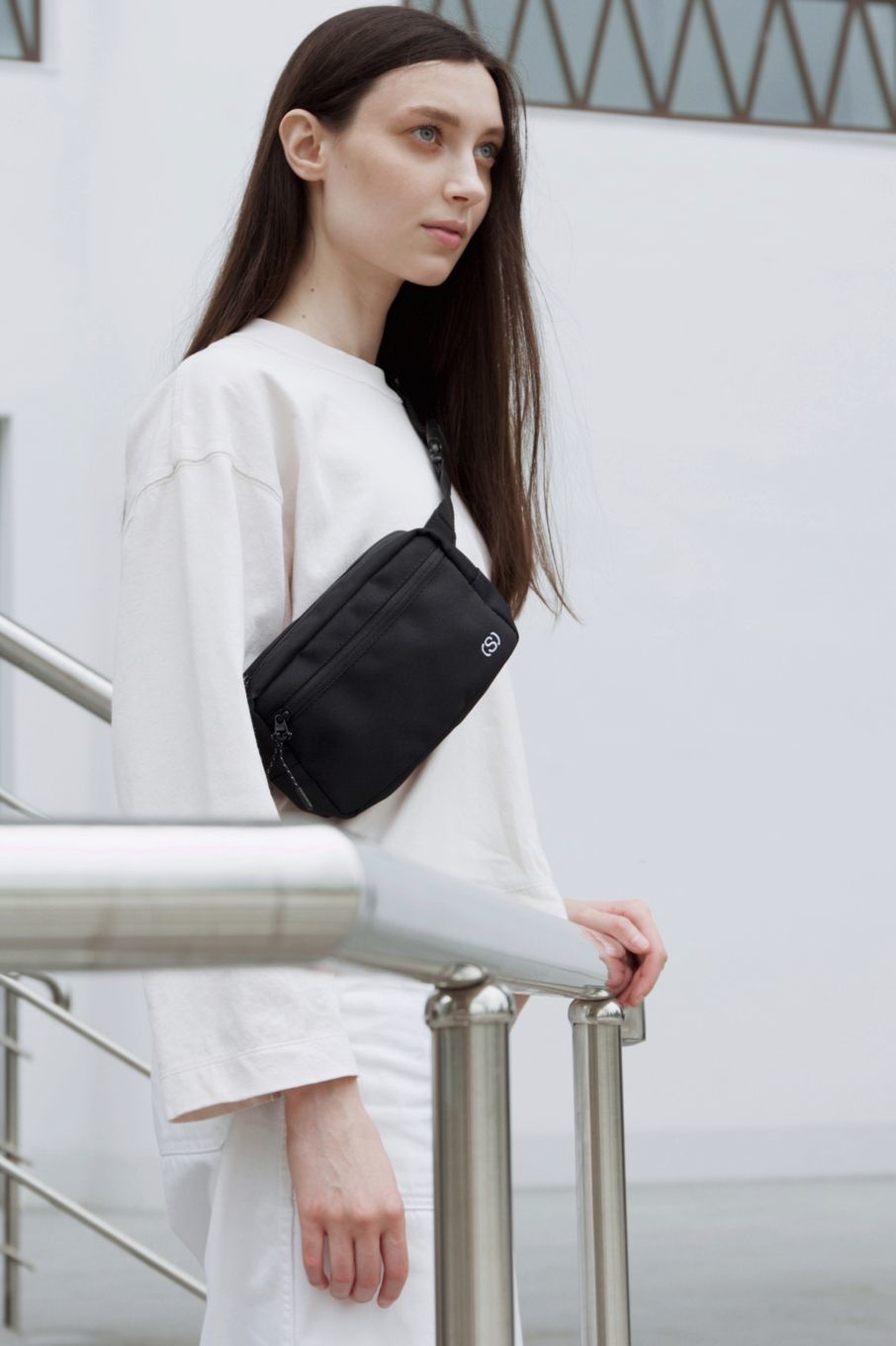 Поясная сумка Sputnik Waist Bag черная